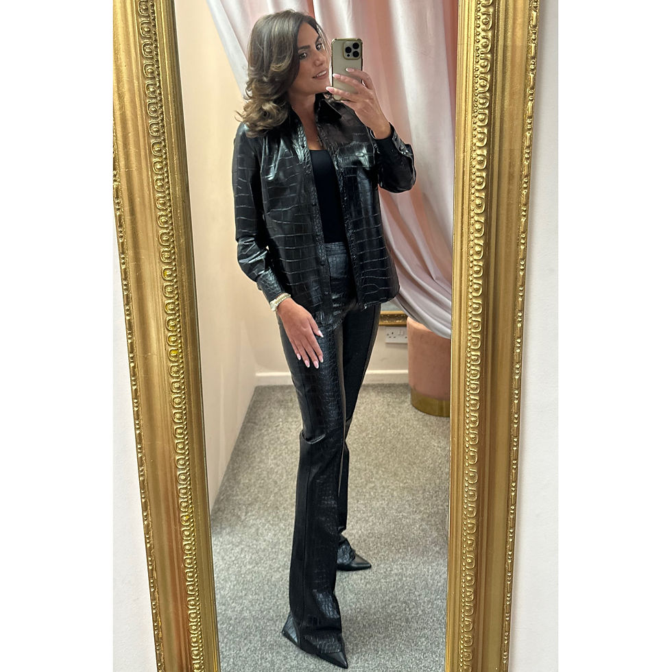 Thumbnail: Elisabetta Franchi Black Trousers with Crocodile Print