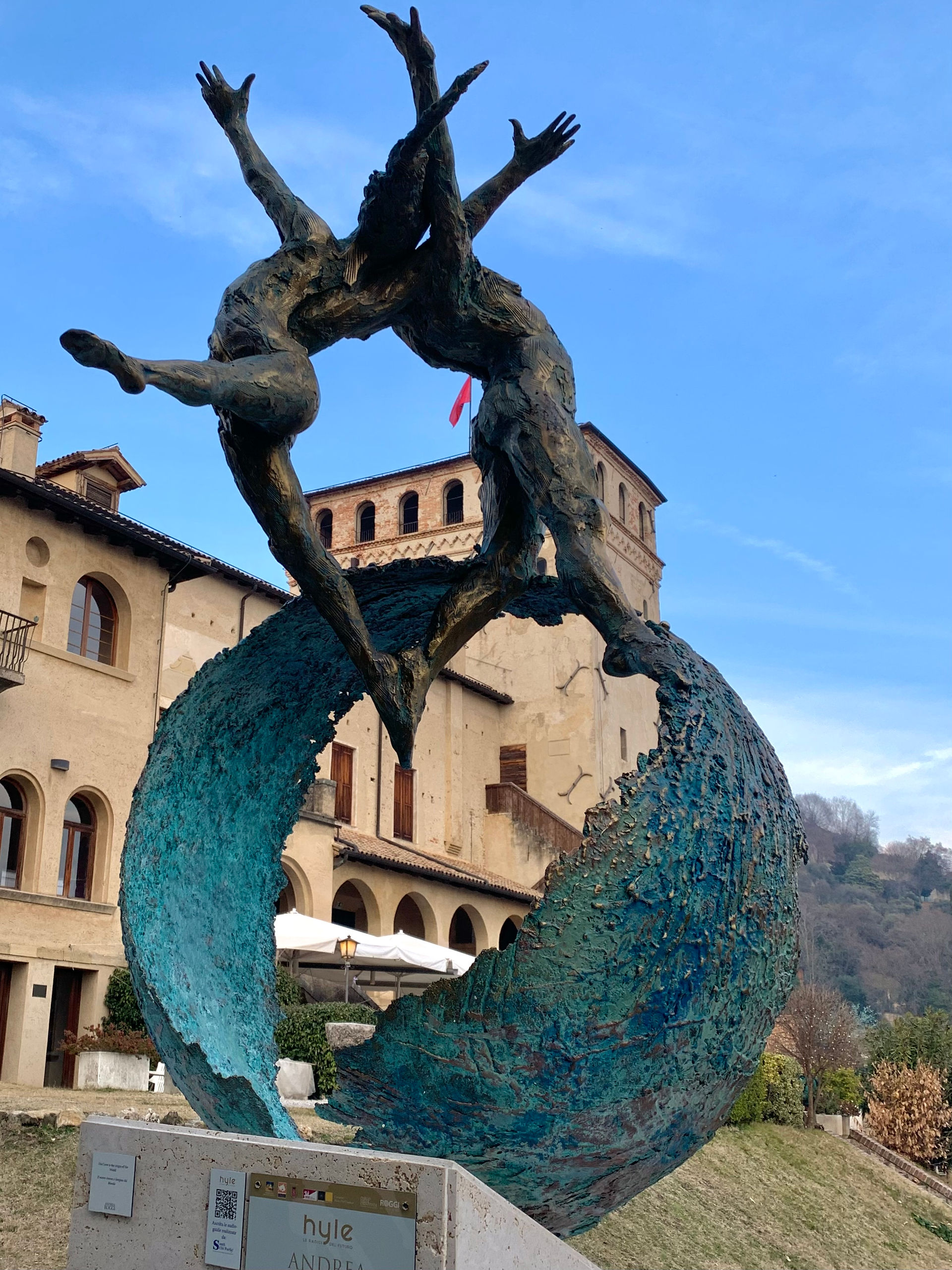 Andrea Roggi's 'Srngar' sculpture