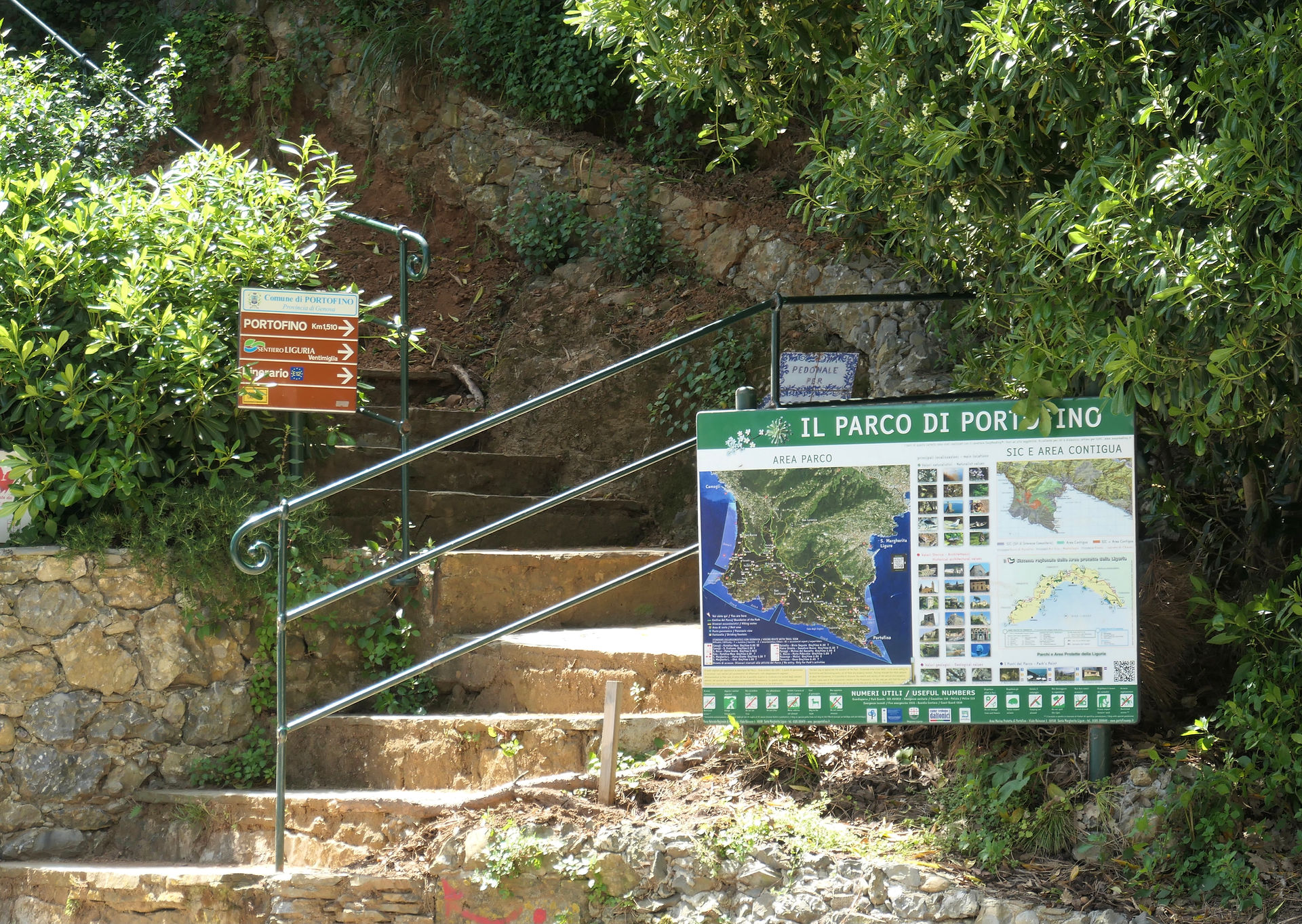 path to portofino from paraggi
