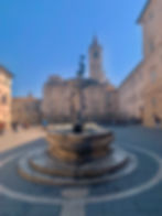 Piazza Arringo, Ascoli Piceno
