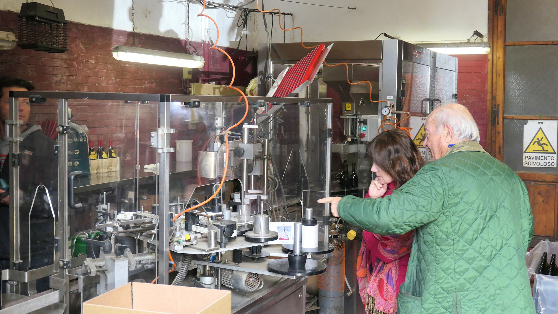 Bottling the wine at Fattoria di Sammontana