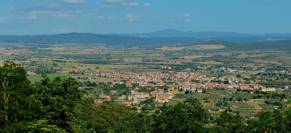 The Maremma countryside below Gavorrano where Poggio Rosso is located