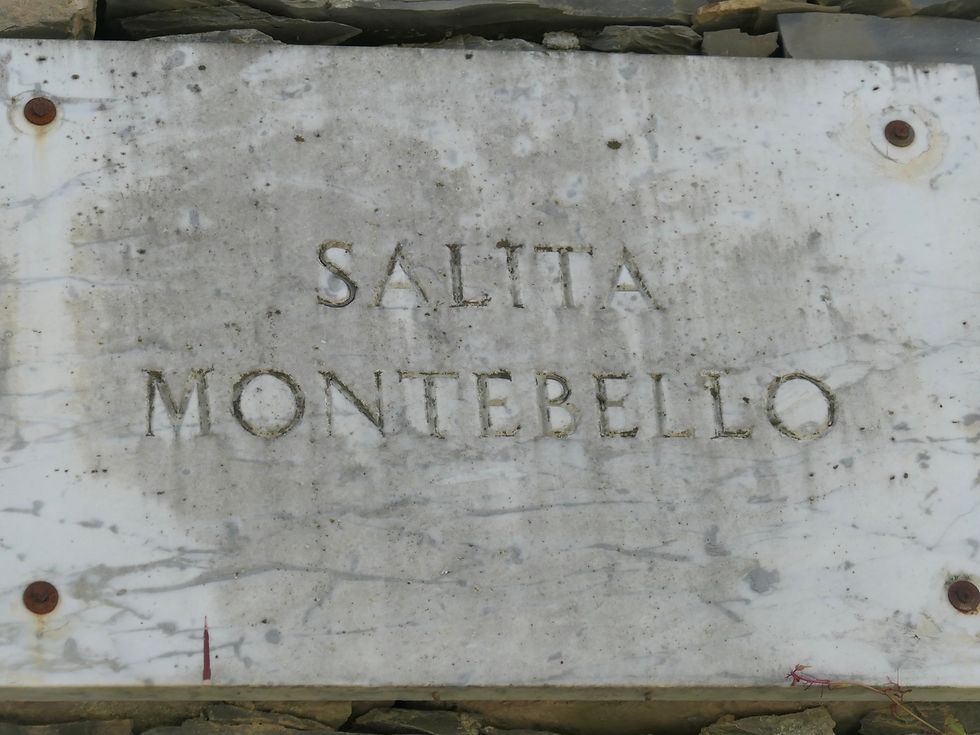 salita montebello sign at start of walk from santa margherita ligure to portofino