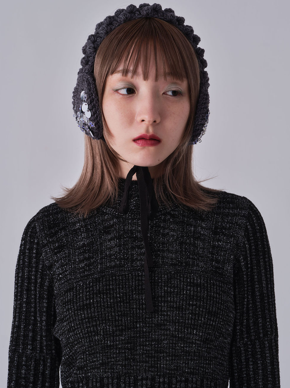 サムネイル： Bead Embroidery Hand Knitted Earmuffs - gray【7th】