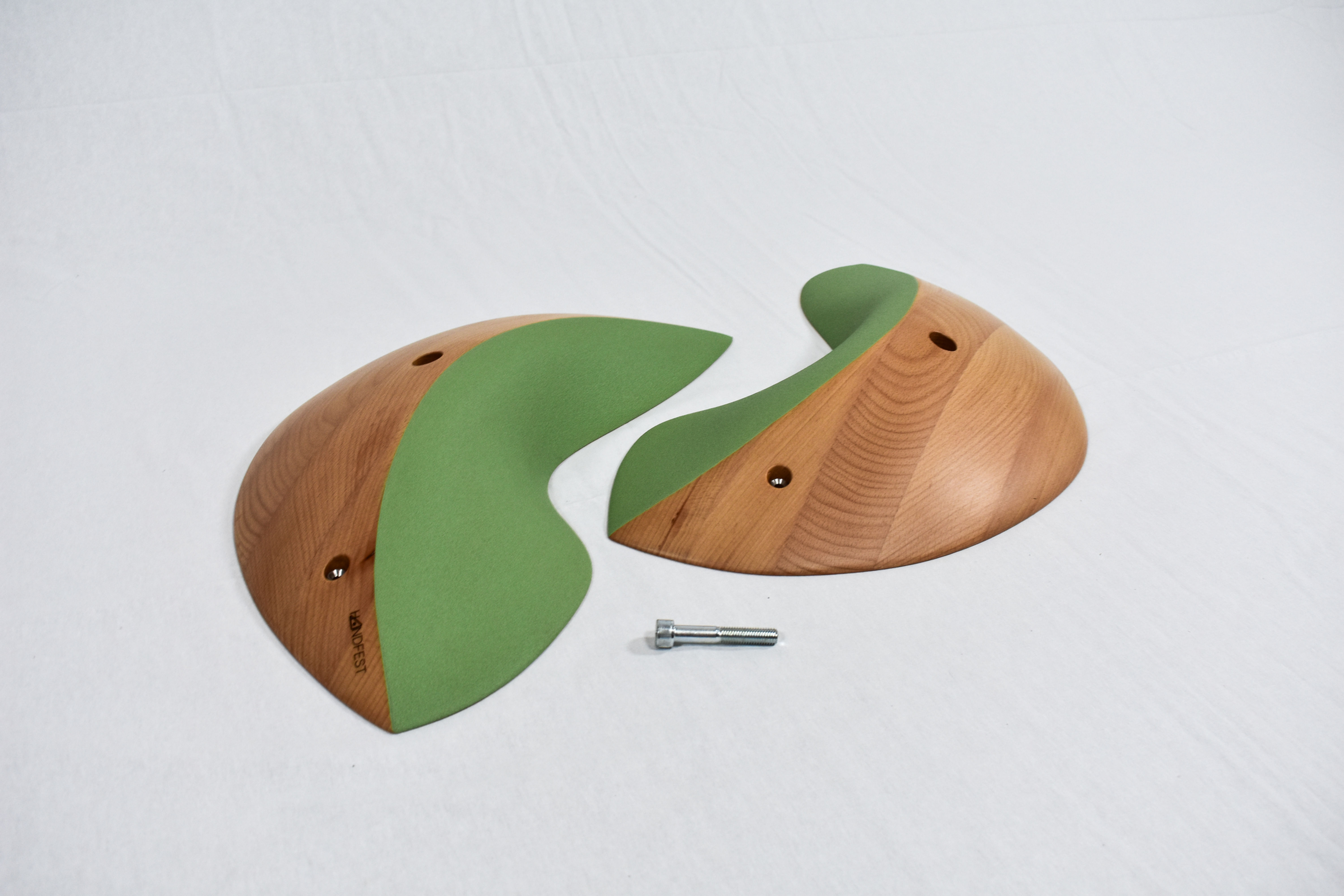 Klettergriffe aus Holz