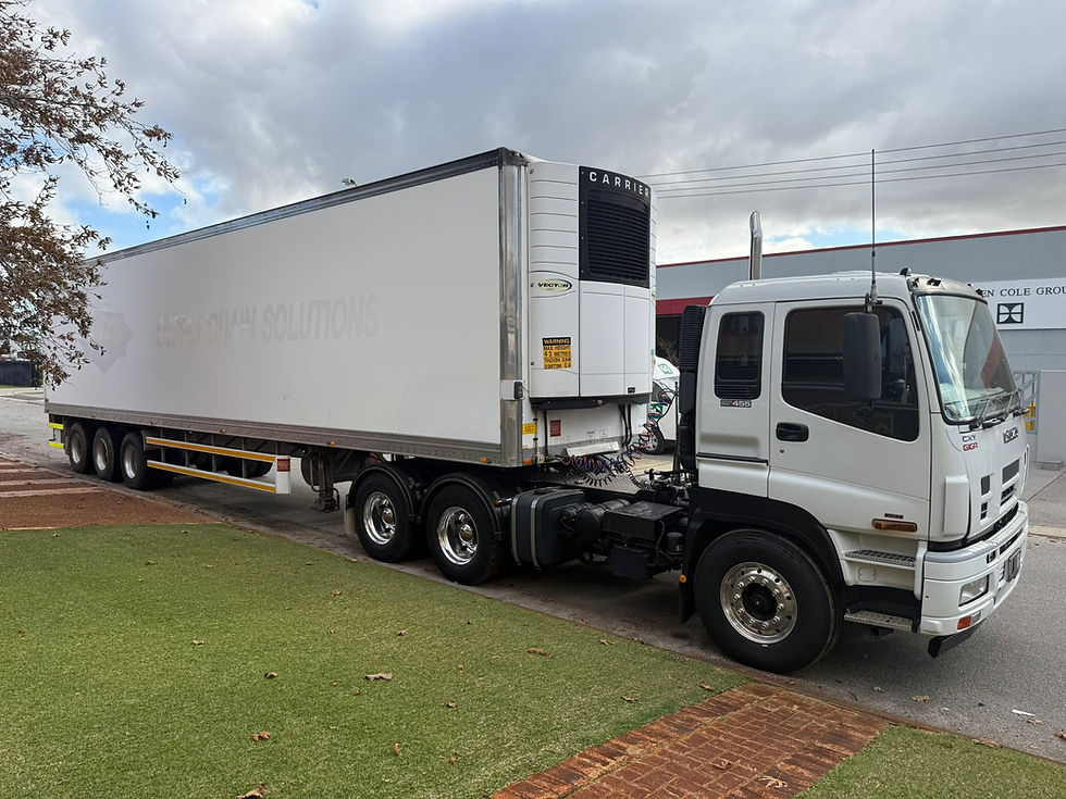 Thumbnail: Isuzu Prime Mover with Maxitrans Trailer