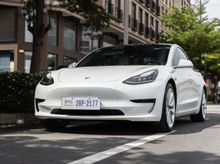 Tesla SpaceX Merger Talk Is Rising, but Barclays Is Still Making a Forecast