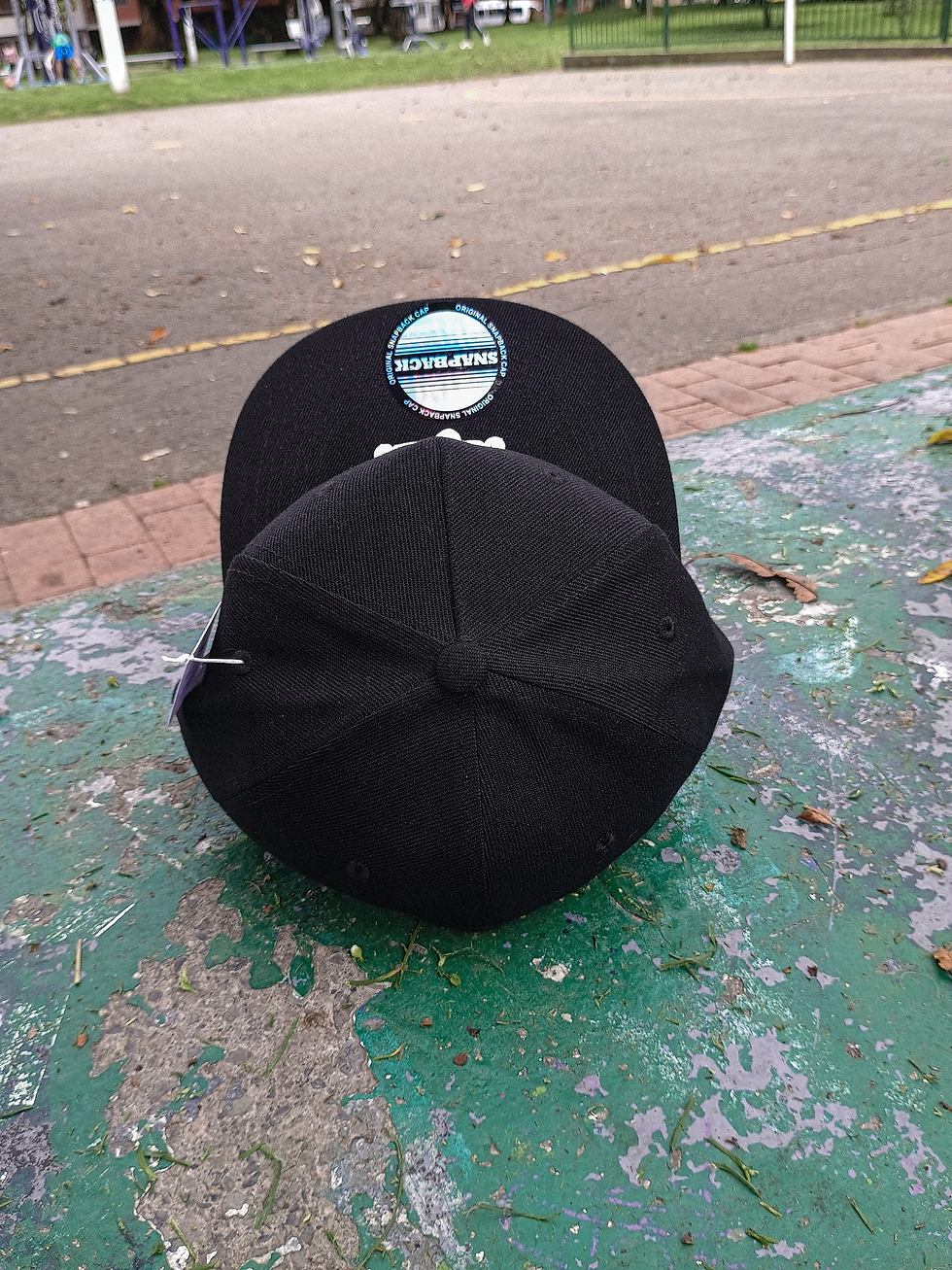 Miniatura: Gorra negra corona
