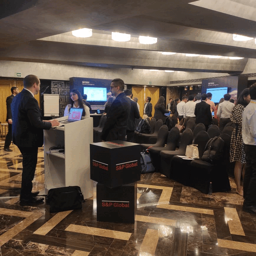 ezgif.com-animated-gif-maker (9).gif