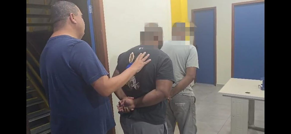 Irmãos são presos em Piraí por registrar falso roubo de celular