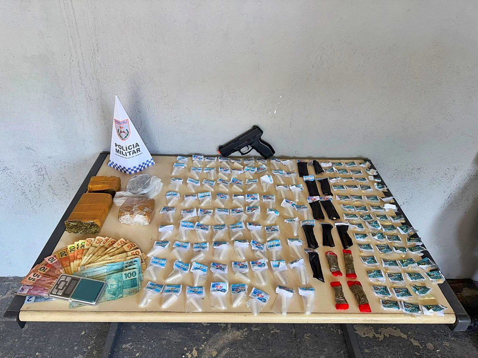 VR: Suspeito de tráfico é preso com drogas, dinheiro e simulacro no Santo Agostinho