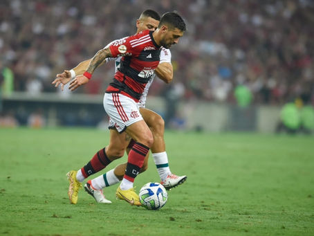 Flamengo empata no clássico e tropeça na briga pelo título