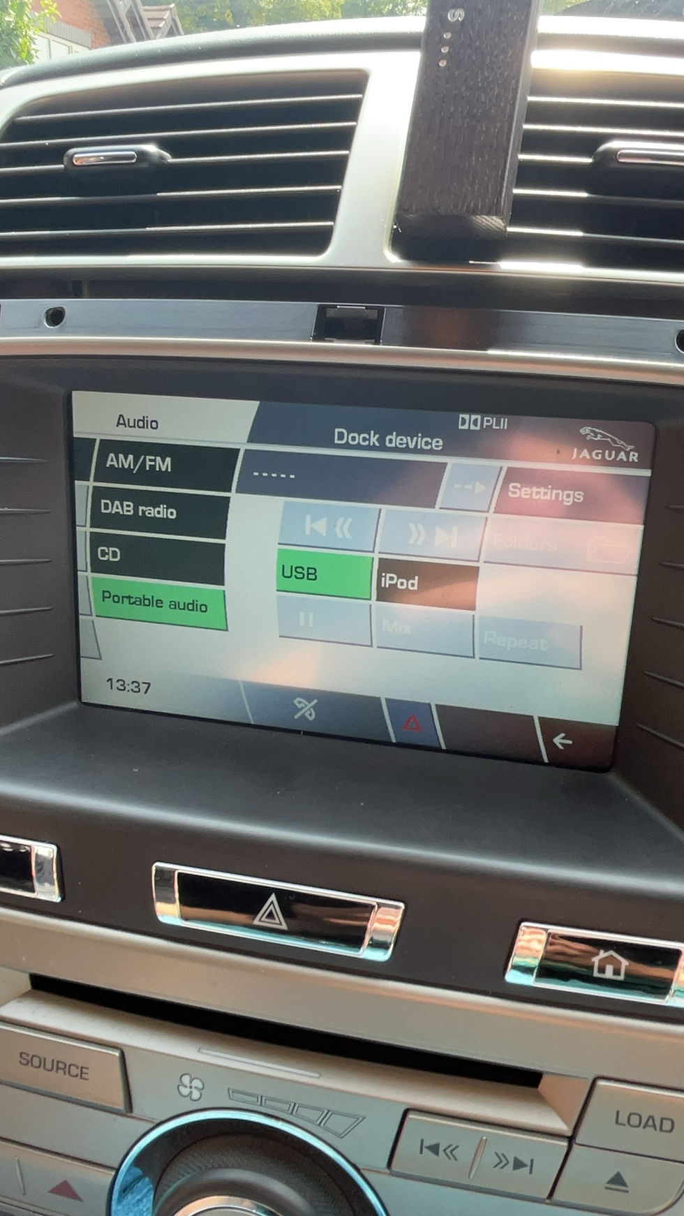 Thumbnail: Jaguar Land Rover Denso Wireless CarPlay and Android Auto upgrade