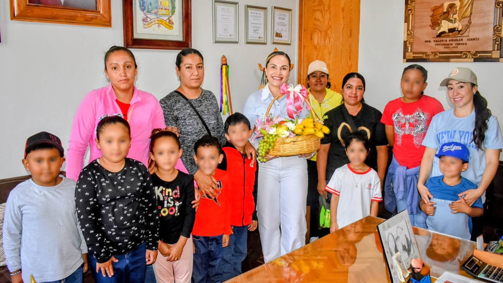 Valeria Aguilar refrenda su compromiso con la educación y el servicio a las comunidades de Coeneo