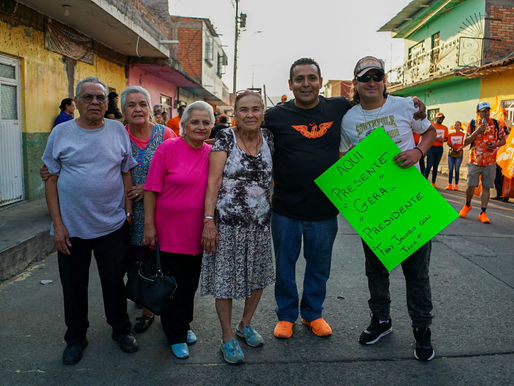 Unidos por el Éxito: Liderando un Proyecto Ganador