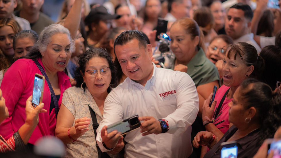 Más de 3 mil mujeres con Carlos Torres Piña: cuando “es tiempo de mujeres” también significa poder elegir