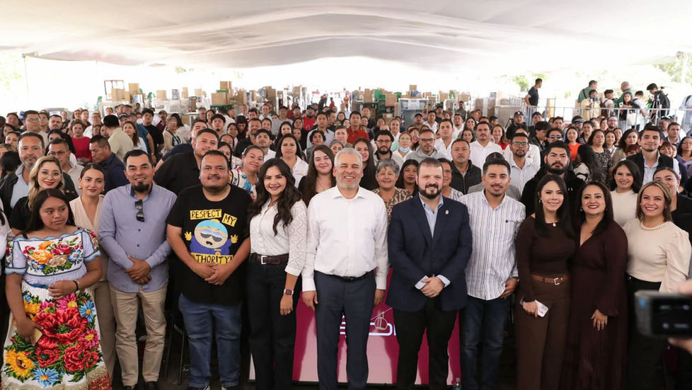 DIF Coeneo impulsa economía familiar con taller de costura tras gestión en Morelia