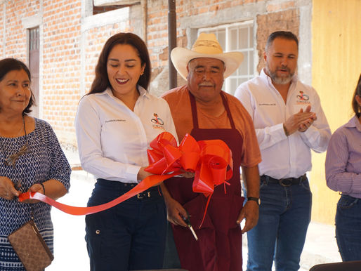 PRESIDENTA DE JIMÉNEZ INAUGURÁ CALLE FRANCISCO VILLAREAL EN CAURIO DE GUADALUPE