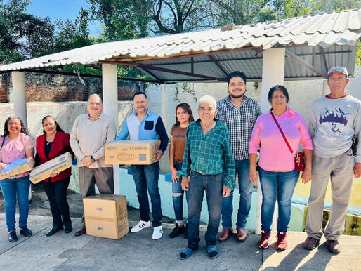 Mejoras en Panindícuaro, Entregan Luminarias y Realizan Mantenimiento en Espacios Públicos