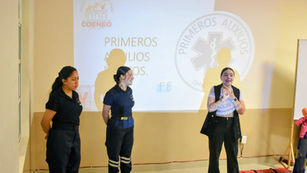 Capacitan a personal educativo y del DIF en materia de prevención y atención de emergencias en Coeneo