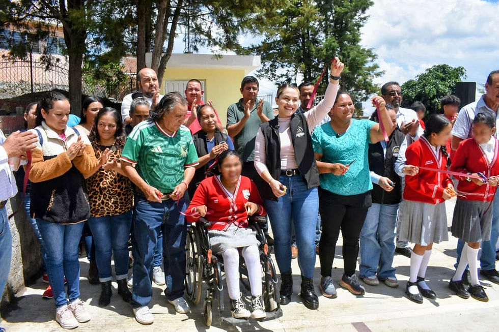 Inauguran baño incluyente en telesecundaria de San Isidro, Coeneo