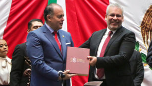 Michoacán recuperó el rumbo, pero aún quedan pendientes por resolver: Baltazar Gaona, al recibir el Quinto Informe de Gobierno