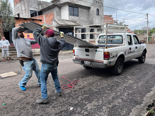 Dirección del Bienestar de Panindícuaro realizo cambio de láminas de cartón por galvanizadas