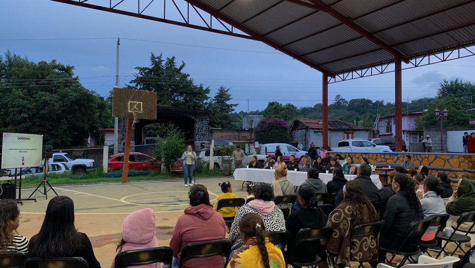 Erongarícuaro fortalece la rendición de cuentas con visita a Yotatiro