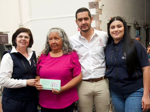 Aprueban 15 visas americanas a adultos mayores de Tangancícuaro mediante el programa REFAMI.