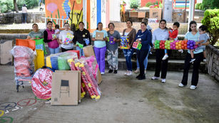 Fortalecen CAICS de Coeneo con entrega de material para ludotecas, cocina y Protección Civil