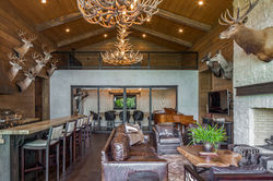 Coffee Residence Lounge