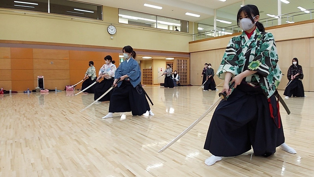 剣舞 女剣士