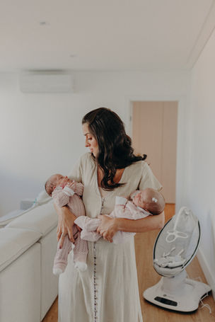 Ensaio recém-nascido gemeos Curitiba - Giulia e Sophia (105).jpg