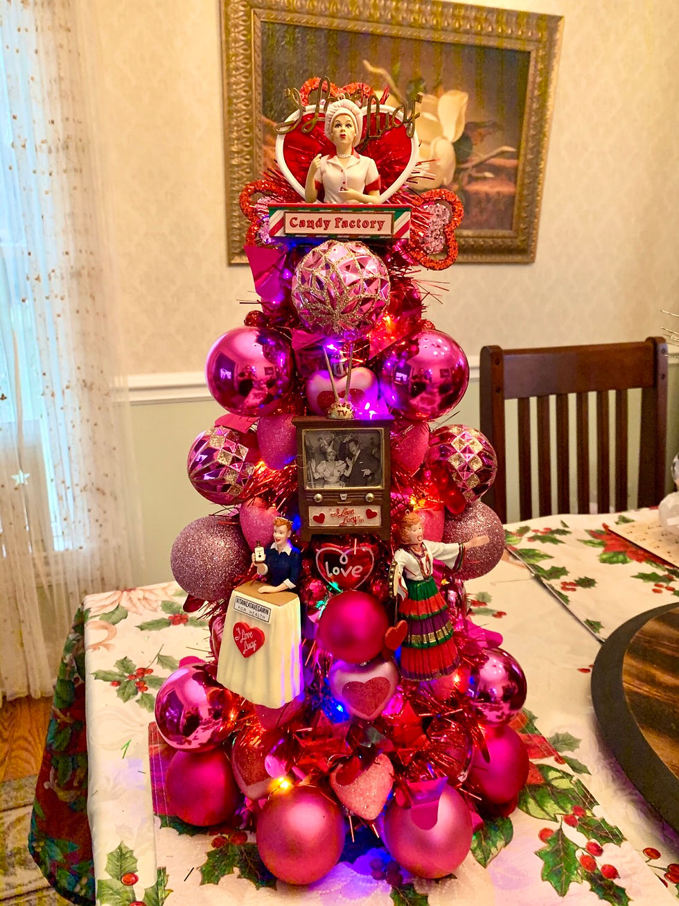 Singing I Love Lucy Tree