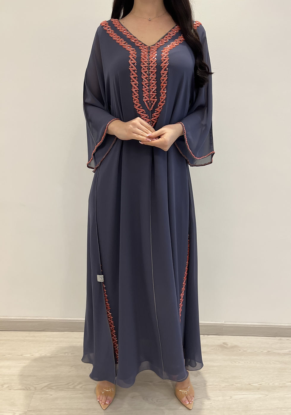 الصورة المصغرة: 2 Pc Chiffon Handmade Embroidery