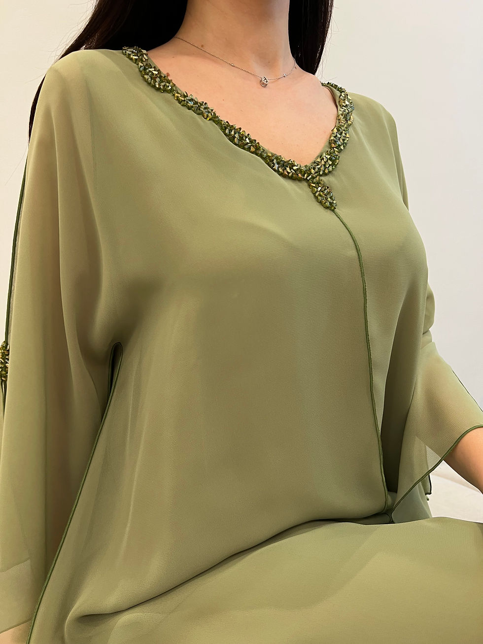 الصورة المصغرة: 2 Pc Chiffon Handmade Embroidery