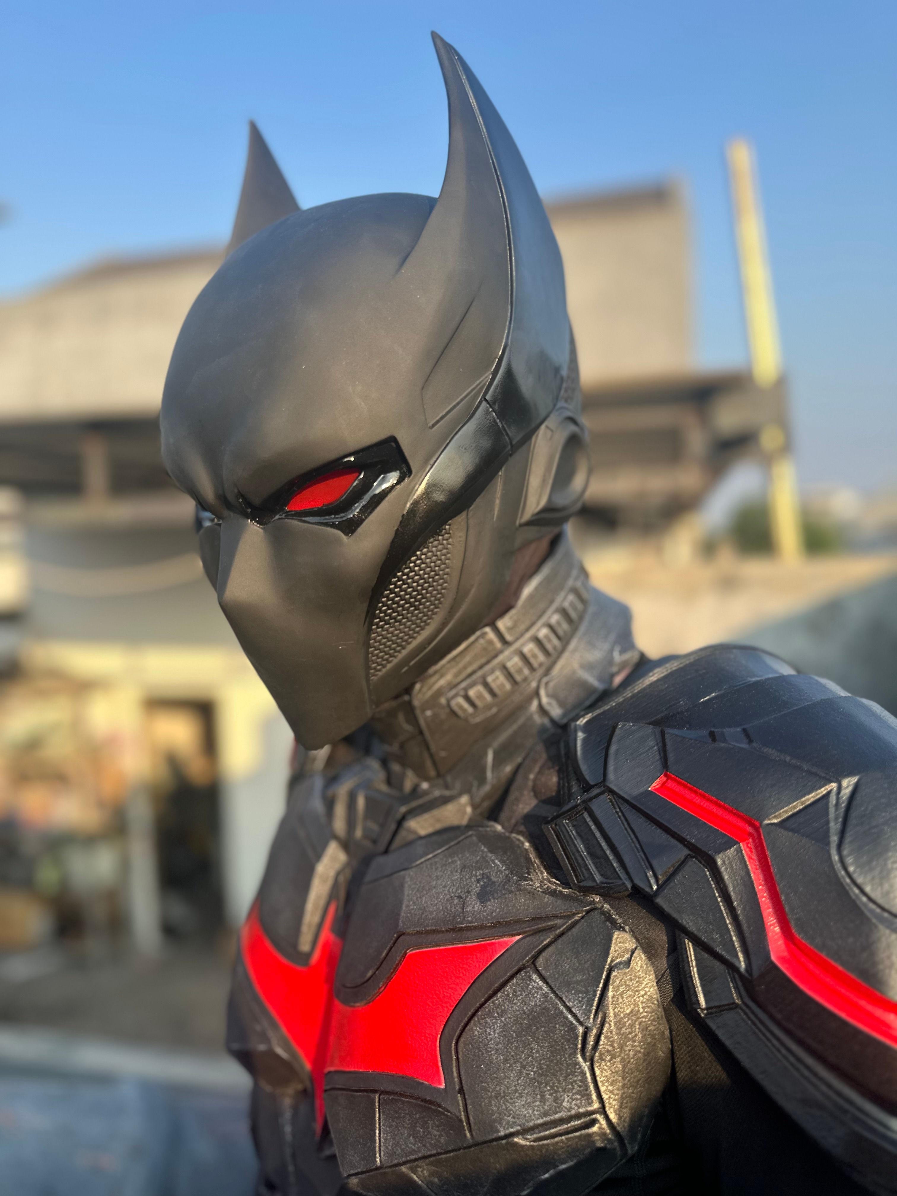 Batman Beyond Full black "Shadowknight" Edition - 1:1 Wearable Helmet Replica