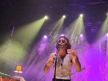 "Mamá, lo he logrado": Iván Herzog emociona a todo su público en el primer concierto de su gira