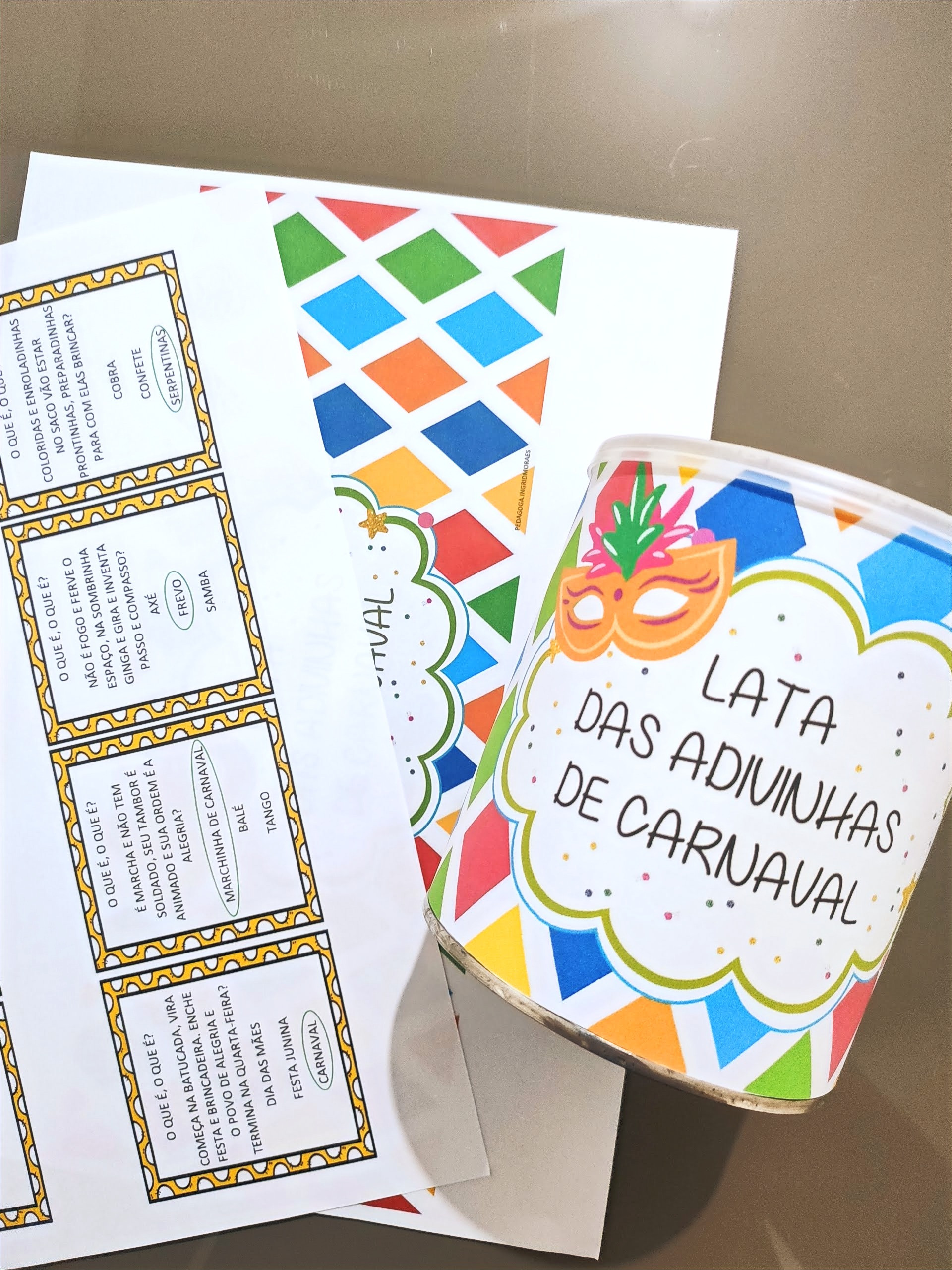 Lata das Adivinhas Carnaval