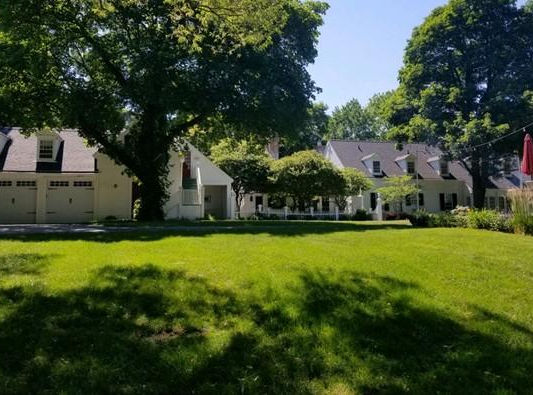 7Chimney Hill outside FRONT 7.jpeg