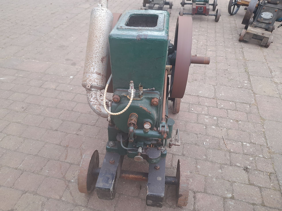Thumbnail: Crossley 1040 horizontal stationary engine