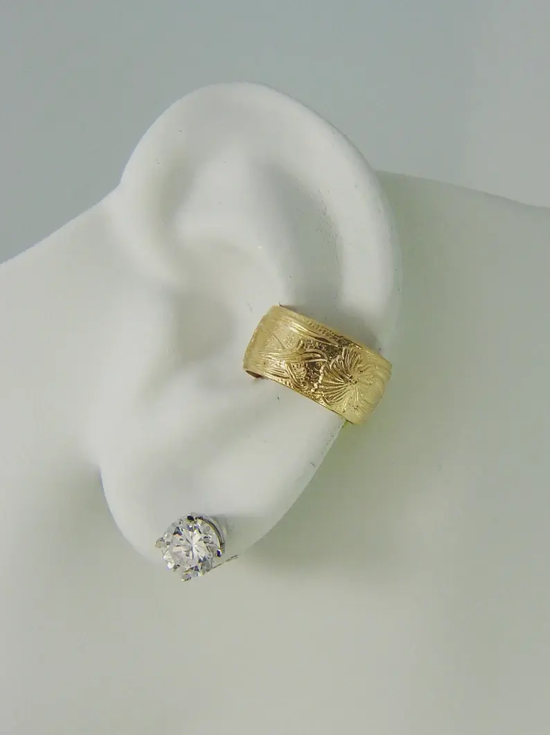Thumbnail: Floral 14K Gold Filled Conch Earring, Wide