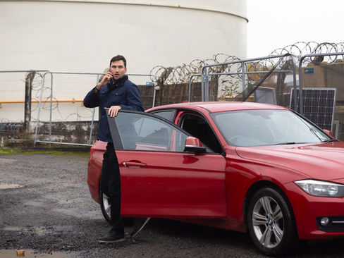 Kit and Carla desperately try to stop Becky's escape in Corrie