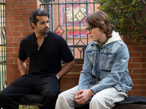 Sam opens up to Idris as he returns home in Corrie
