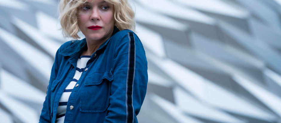 I TALK TO Anna Friel