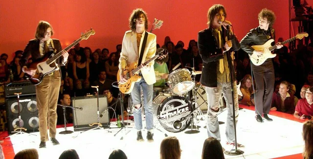 Strokes performando no "MTV $2 Bill". Foto: Reprodução