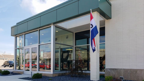 Outdoor entrance to Fort Jennings State Bank - Glandorf Branch located in Glandorf, OH