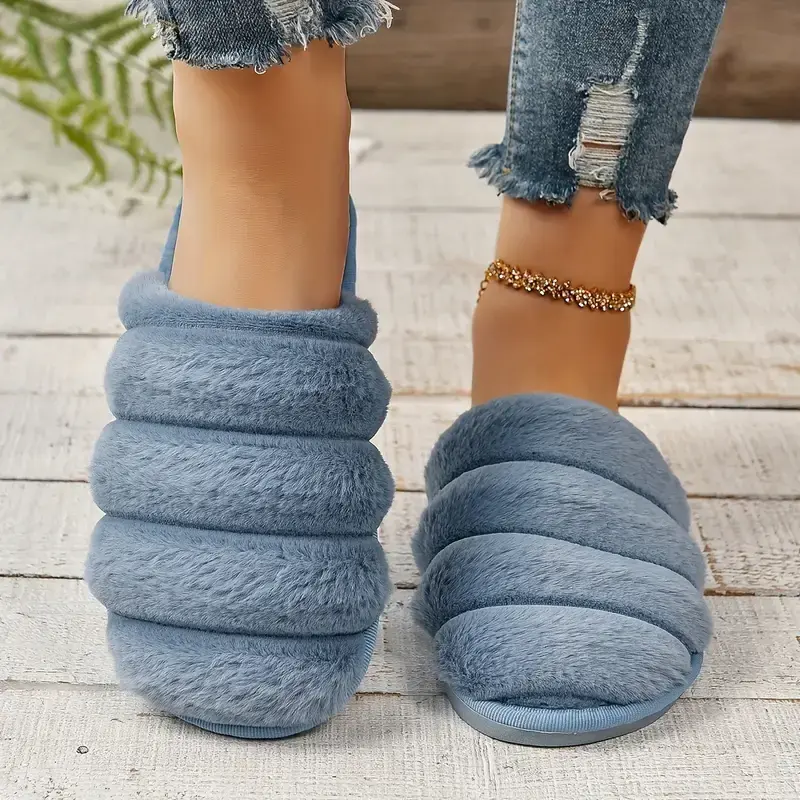 Thumbnail: BLUE FLUFY HOYA SLIPPERS
