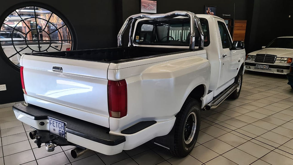 Thumbnail: 1993 Ford F150 Flareside V8 Auto