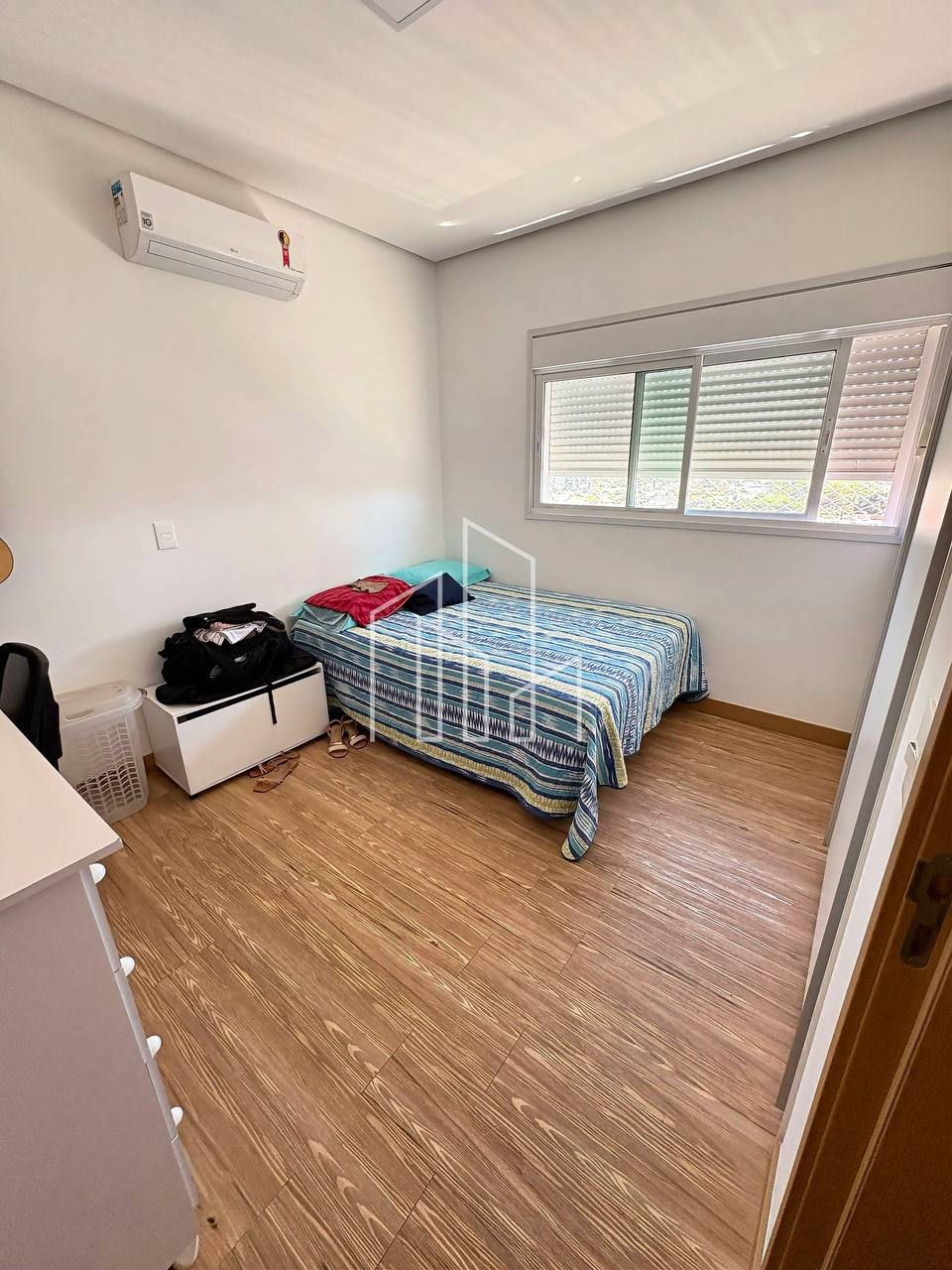 Miniatura: Apartamento à Venda no Cândida Câmara | 3 Quartos | Suíte | Piscina | Academia |